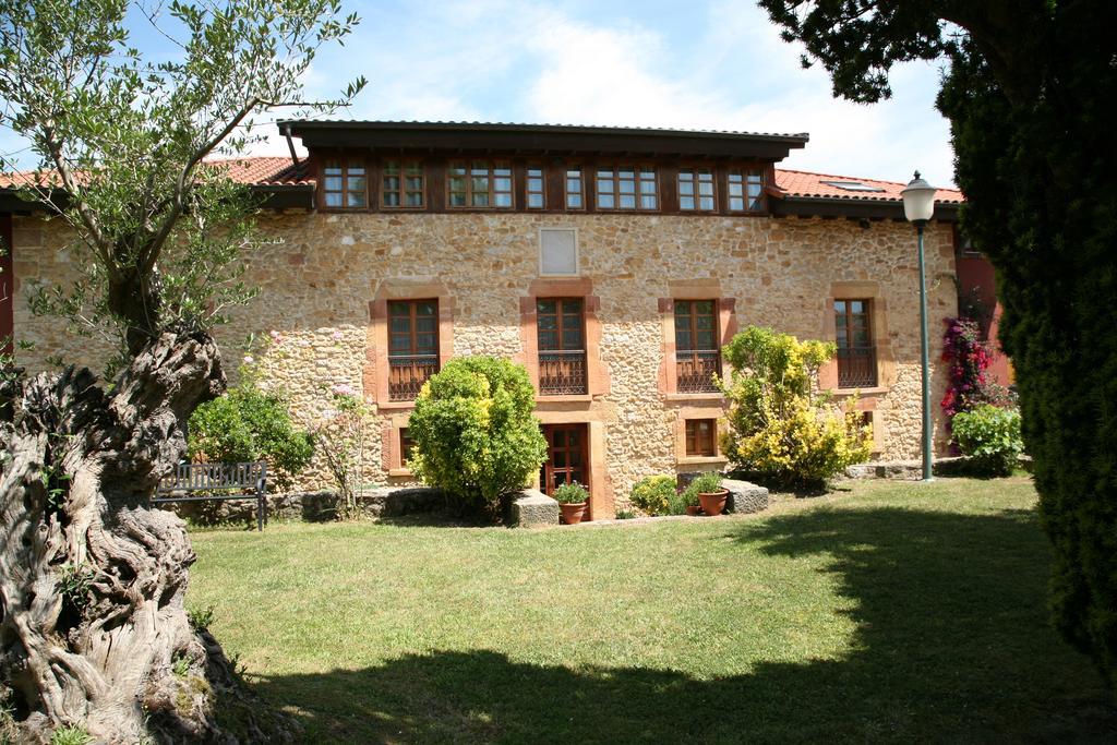 Hotel Palacio De La Vinona Oviedo Exterior foto