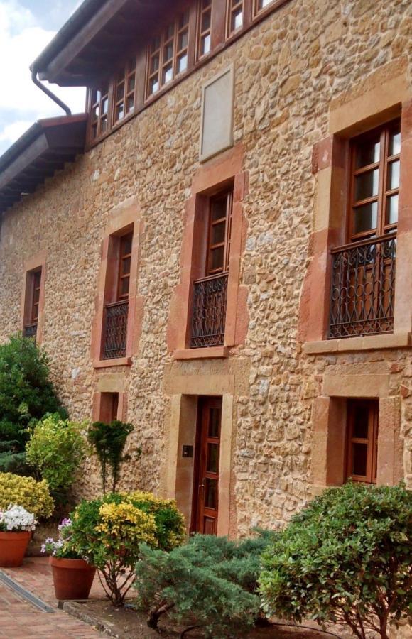 Hotel Palacio De La Vinona Oviedo Exterior foto